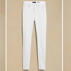 Banana Republic // NWOT / Sculpt Skinny Jeans